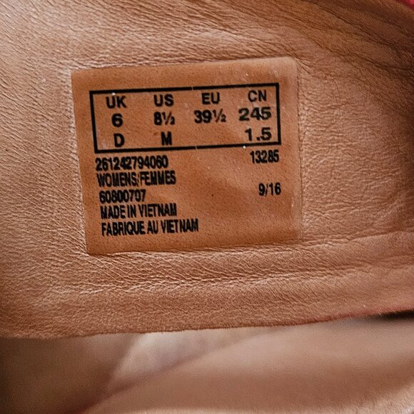 Clarks Vibrant Red Wedge Sandals - Picture 5 of 7